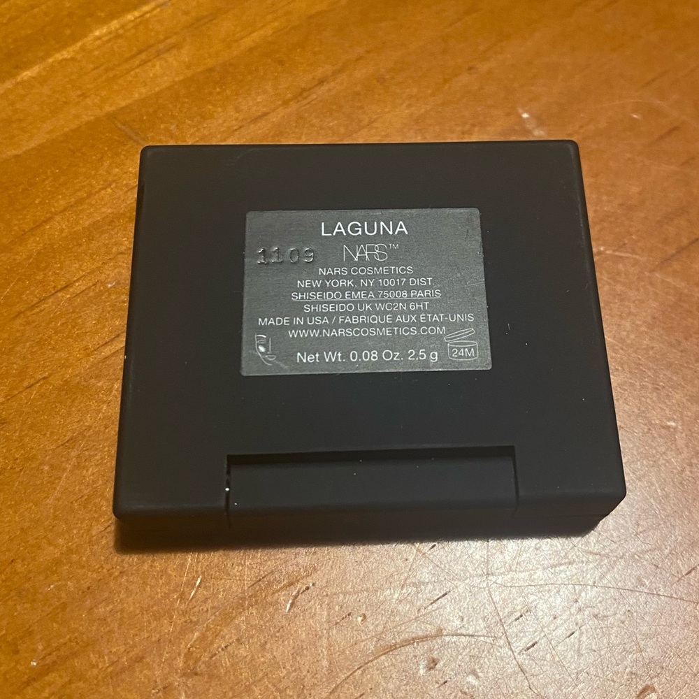 NARS Bronzing Powder Laguna - Picture 7 of 14